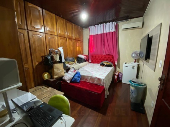 Imagem Casa com 5 Quartos à Venda, em Marambaia - Belém Imagem Casa com 5 Quartos à Venda, em Marambaia - Belém