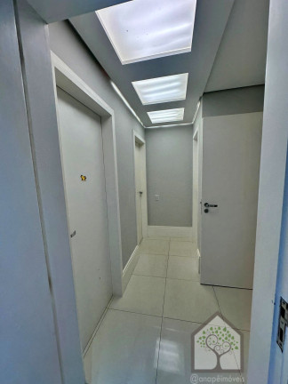 Imagem Apartamento com 4 Quartos para Alugar, 160 m² em Agronômica - Florianópolis Imagem Apartamento com 4 Quartos para Alugar, 160 m² em Agronômica - Florianópolis
