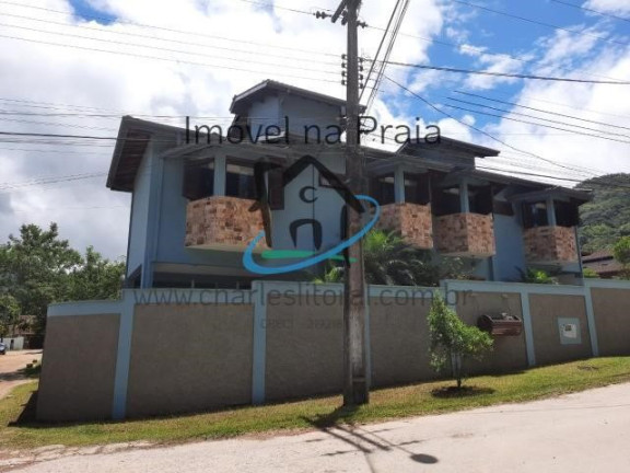 Casa com 6 Quartos à Venda,  em Perequê Mirim - Ubatuba