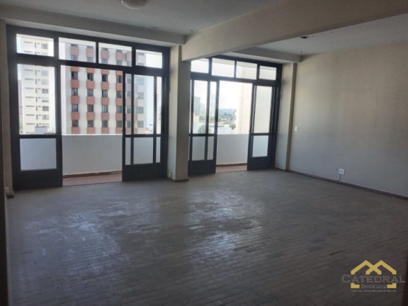 Apartamento com 4 Quartos à Venda, 300 m² em Centro - Jundiaí