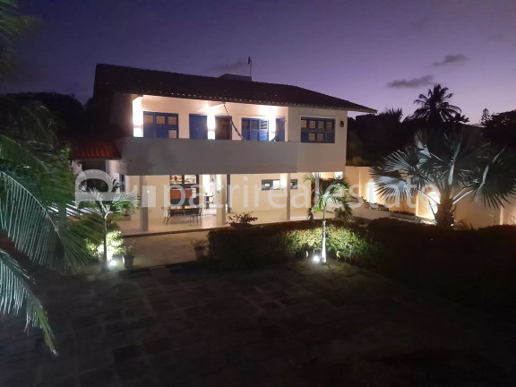 Imagem Casa com 5 Quartos à Venda, 320 m² em Prainha - Aquiraz