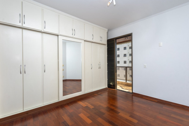 Imagem Apartamento com 5 Quartos à Venda, 242 m² em Campo Belo - São Paulo