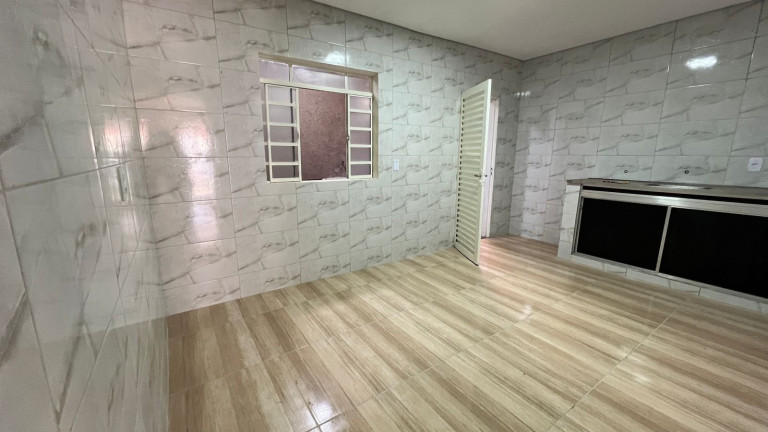 Imagem Casa com 3 Quartos à Venda, 140 m² em Recanto Das Emas - Brasília Imagem Casa com 3 Quartos à Venda, 140 m² em Recanto Das Emas - Brasília