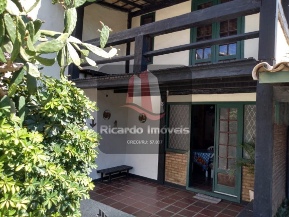 Casa de Condomínio com 3 Quartos à Venda,  em Peró - Cabo Frio