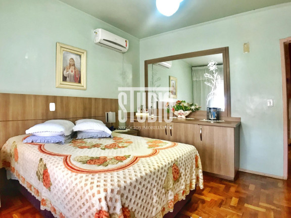 Imagem Casa com 3 Quartos à Venda, 192 m² em Centro - Carlos Barbosa Imagem Casa com 3 Quartos à Venda, 192 m² em Centro - Carlos Barbosa