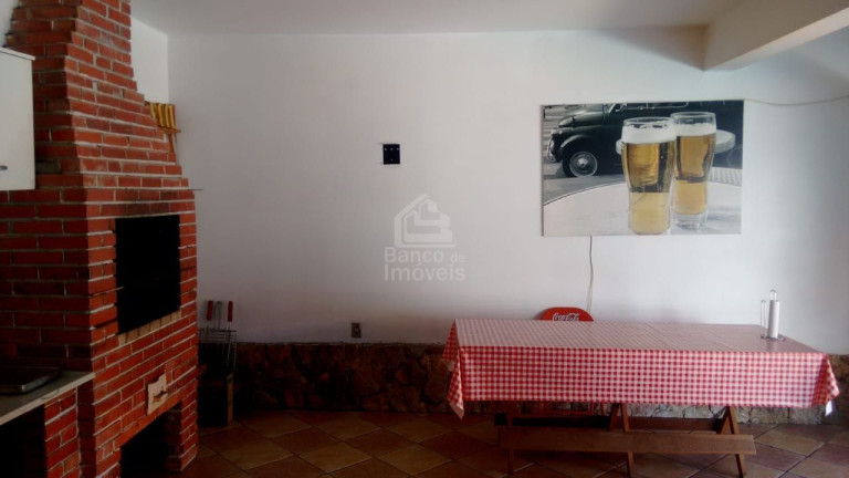 Imagem Casa com 5 Quartos à Venda, 244 m² em Nossa Senhora Medianeira - Santa Maria Imagem Casa com 5 Quartos à Venda, 244 m² em Nossa Senhora Medianeira - Santa Maria