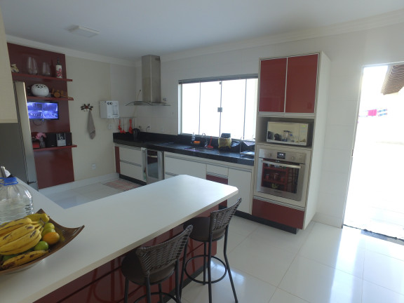 Imagem Imóvel com 4 Quartos à Venda, 350 m² em Taguatinga Norte (taguatinga) - Brasília