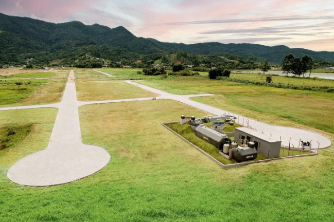 Imagem Terreno à Venda, 205 m² em Sertão Do Trombudo - Itapema Imagem Terreno à Venda, 205 m² em Sertão Do Trombudo - Itapema