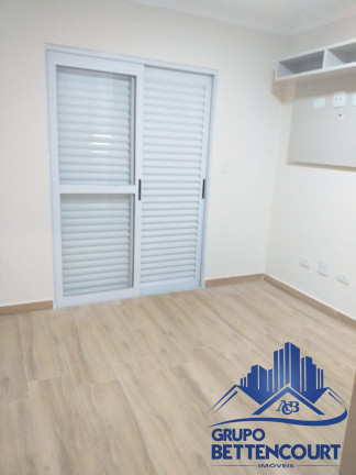 Imagem Sobrado com 3 Quartos à Venda, em Vila Comercial - São Paulo Imagem Sobrado com 3 Quartos à Venda, em Vila Comercial - São Paulo