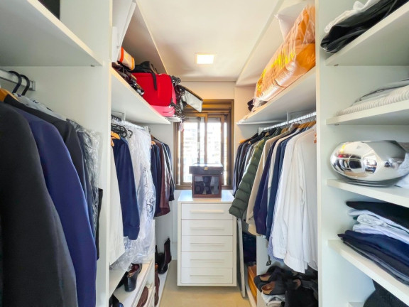 Imagem Apartamento com 3 Quartos à Venda, 160 m² em Moinhos De Vento - Porto Alegre