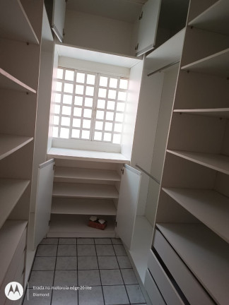 Imagem Casa com 3 Quartos à Venda, 300 m² em Lourival Parente - Teresina