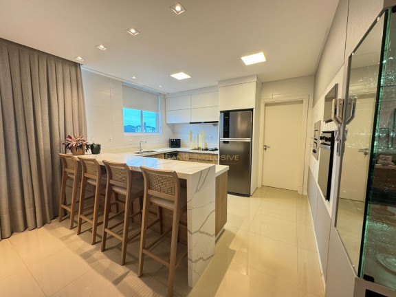 Imagem Apartamento com 3 Quartos à Venda, 130 m² em Centro - Balneário Camboriú Imagem Apartamento com 3 Quartos à Venda, 130 m² em Centro - Balneário Camboriú