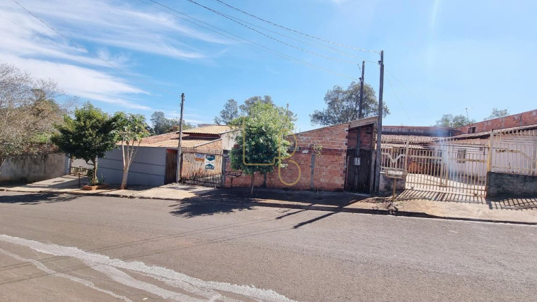 Casa com 3 Quartos à Venda, 70 m² em Jardim Alto Do Cafezal - Londrina