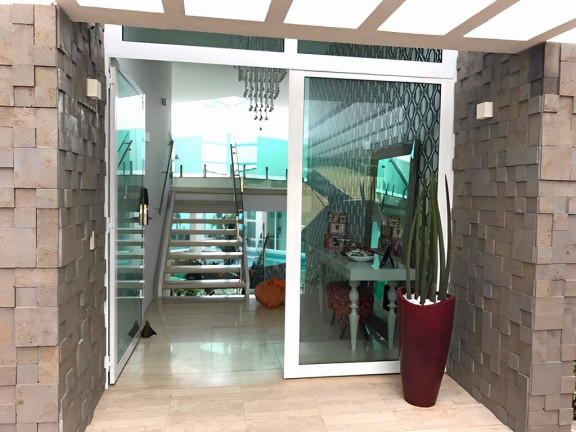 Imagem Casa com 7 Quartos à Venda, 3.000 m² em Sete Pontes - Bragança Paulista Imagem Casa com 7 Quartos à Venda, 3.000 m² em Sete Pontes - Bragança Paulista