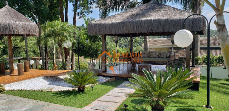 Imagem Casa com 6 Quartos à Venda, 950 m² em Aruja - Arujá Imagem Casa com 6 Quartos à Venda, 950 m² em Aruja - Arujá