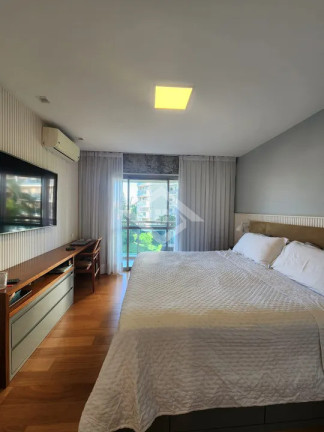 Imagem Apartamento com 4 Quartos à Venda, 233 m² em Barra Da Tijuca - Rio De Janeiro Imagem Apartamento com 4 Quartos à Venda, 233 m² em Barra Da Tijuca - Rio De Janeiro