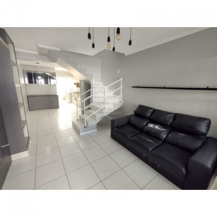 Imagem Casa com 2 Quartos à Venda,  em Santa Regina - Camboriú