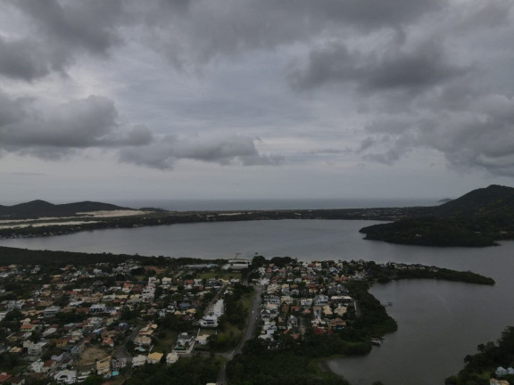 Imagem Terreno à Venda, 750 m² em Lagoa Da Conceição - Florianópolis Imagem Terreno à Venda, 750 m² em Lagoa Da Conceição - Florianópolis