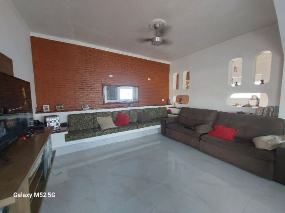 Imagem Casa com 4 Quartos à Venda, 233 m² em Flórida - Praia Grande Imagem Casa com 4 Quartos à Venda, 233 m² em Flórida - Praia Grande