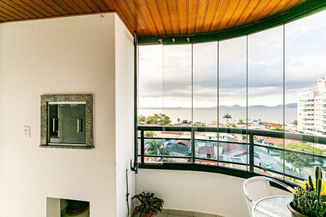 Imagem Apartamento à Venda, 200 m² em Balneário - Florianópolis Imagem Apartamento à Venda, 200 m² em Balneário - Florianópolis