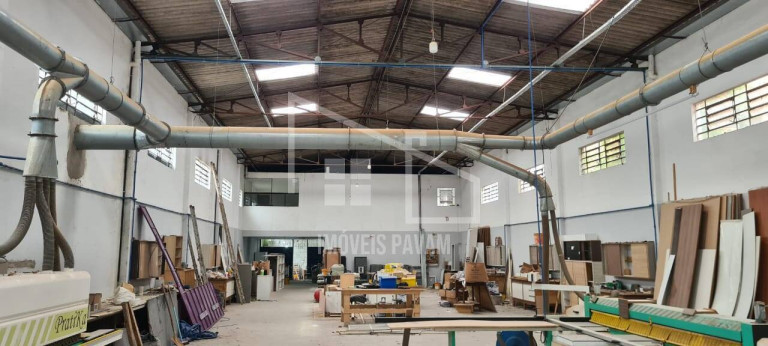 Sala Comercial à Venda, 1.700 m² em Jardim Irene - Santo André