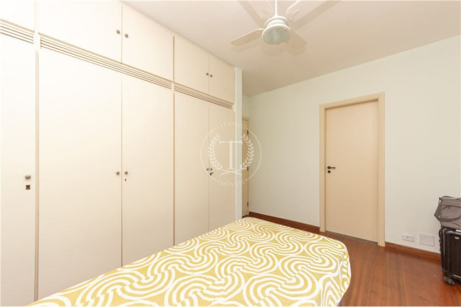 Imagem Apartamento com 4 Quartos à Venda, 270 m² em São Paulo