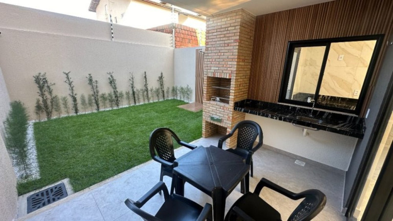 Imagem Casa com 3 Quartos à Venda, 137 m² em Pires Façanha - Eusébio Imagem Casa com 3 Quartos à Venda, 137 m² em Pires Façanha - Eusébio