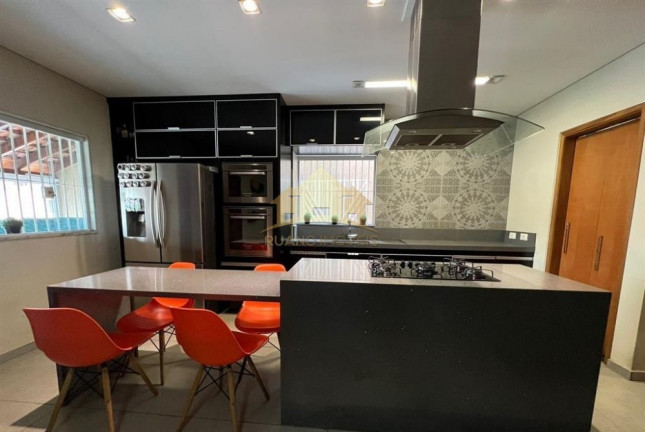Imagem Sobrado com 3 Quartos à Venda, 272 m² em Vila Carrão - São Paulo Imagem Sobrado com 3 Quartos à Venda, 272 m² em Vila Carrão - São Paulo