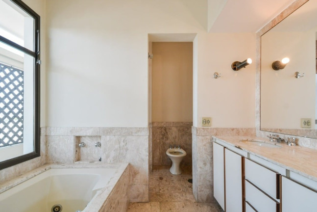 Imagem Apartamento com 4 Quartos à Venda, 246 m² em Pinheiros - São Paulo Imagem Apartamento com 4 Quartos à Venda, 246 m² em Pinheiros - São Paulo