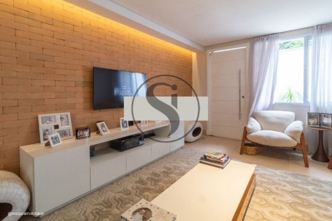 Imagem Casa com 3 Quartos à Venda, 196 m² em Pinheiros - São Paulo Imagem Casa com 3 Quartos à Venda, 196 m² em Pinheiros - São Paulo