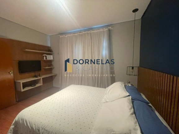 Imagem Casa com 3 Quartos à Venda, 811 m² em Guará I - Brasília Imagem Casa com 3 Quartos à Venda, 811 m² em Guará I - Brasília