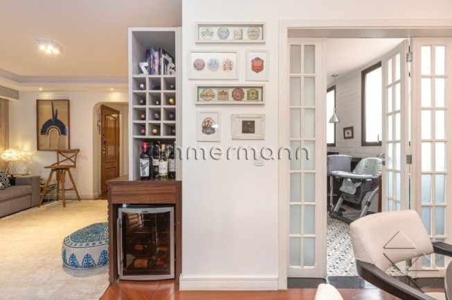 Imagem Apartamento com 3 Quartos à Venda, 330 m² em Aclimacao - São Paulo Imagem Apartamento com 3 Quartos à Venda, 330 m² em Aclimacao - São Paulo