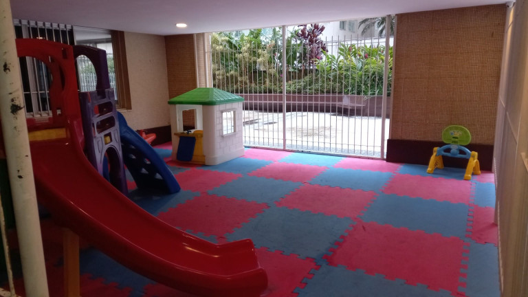 Imagem Apartamento com 2 Quartos à Venda, 95 m² em Icaraí - Niterói Imagem Apartamento com 2 Quartos à Venda, 95 m² em Icaraí - Niterói