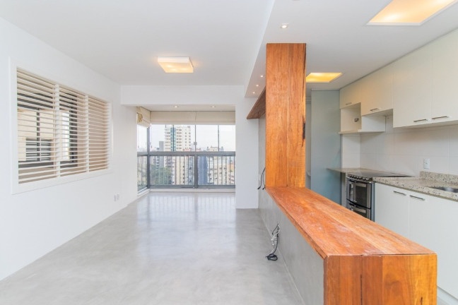 Apartamento com 1 Quarto à Venda, 56 m² em Três Figueiras - Porto Alegre