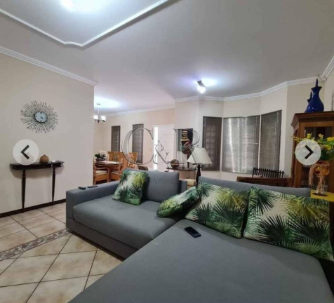 Imagem Casa com 3 Quartos à Venda, 250 m² em Bragança Paulista