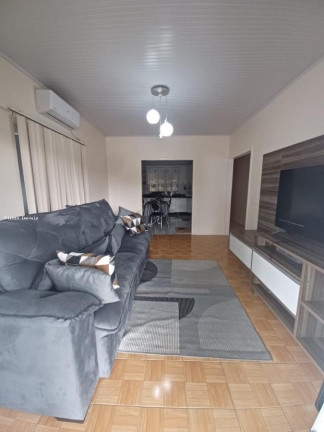 Imagem Casa com 2 Quartos à Venda, 511 m² em Centro - Concórdia