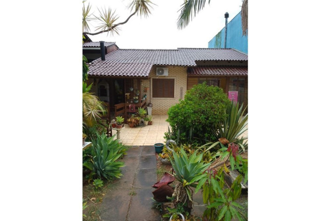 Imagem Casa com 3 Quartos à Venda, em Jardim Itu - Porto Alegre Imagem Casa com 3 Quartos à Venda, em Jardim Itu - Porto Alegre