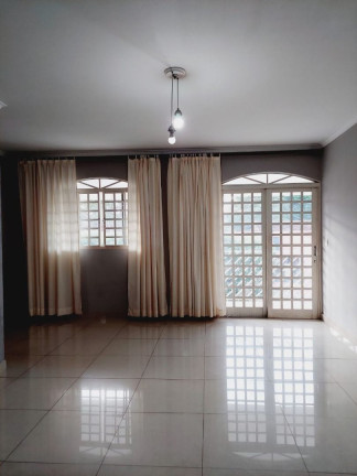 Imagem Casa com 4 Quartos à Venda, 320 m² em Conjunto Cafezal 4 - Londrina Imagem Casa com 4 Quartos à Venda, 320 m² em Conjunto Cafezal 4 - Londrina