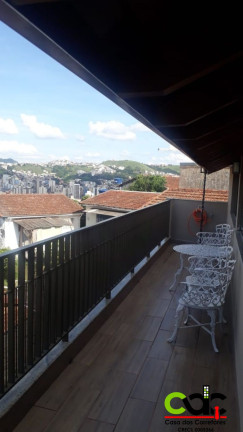 Imagem Sobrado com 7 Quartos à Venda,  em Jardim Santa Augusta - Poços De Caldas