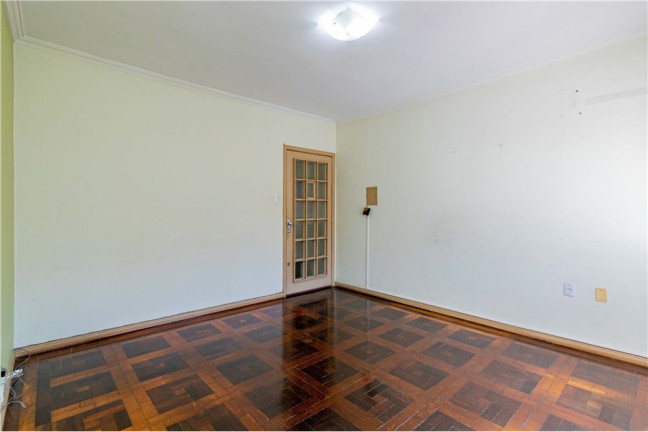 Imagem Imóvel com 2 Quartos à Venda, em Rio Branco - Porto Alegre Imagem Imóvel com 2 Quartos à Venda, em Rio Branco - Porto Alegre