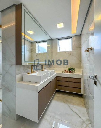 Imagem Apartamento com 3 Quartos à Venda, 244 m² em Barra Do Rio Cerro - Jaraguá Do Sul