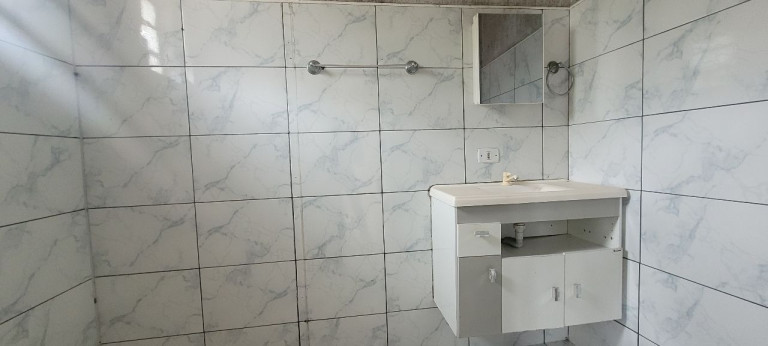 Imagem Imóvel com 2 Quartos à Venda, 650 m² em Jardim Itacolomi - Itapevi