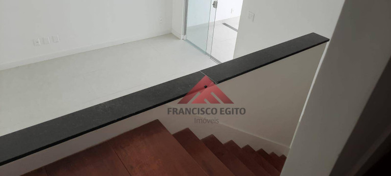 Imagem Casa com 3 Quartos à Venda, 251 m² em Itaipu - Niterói