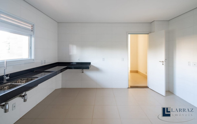 Imagem Imóvel com 4 Quartos à Venda, 381 m² em Vila Do Golfe - Ribeirão Preto Imagem Imóvel com 4 Quartos à Venda, 381 m² em Vila Do Golfe - Ribeirão Preto