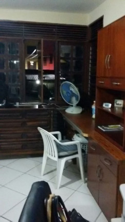 Imagem Casa com 7 Quartos à Venda, 350 m² em Ponta Negra - Natal Imagem Casa com 7 Quartos à Venda, 350 m² em Ponta Negra - Natal