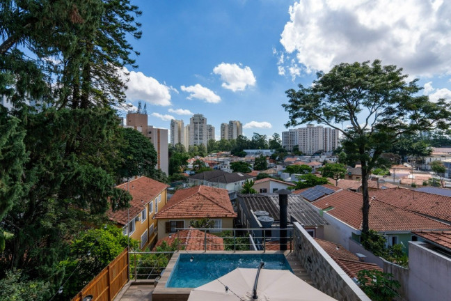 Imagem Casa com 5 Quartos à Venda, 250 m² em Jardim Umuarama - São Paulo