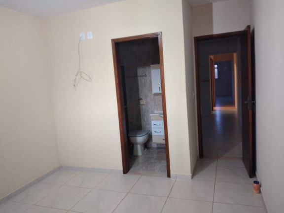 Imagem Casa com 2 Quartos à Venda, em Botucatu Imagem Casa com 2 Quartos à Venda, em Botucatu