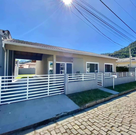 Imagem Casa com 3 Quartos à Venda, 127 m² em Vargem Grande - Teresópolis Imagem Casa com 3 Quartos à Venda, 127 m² em Vargem Grande - Teresópolis