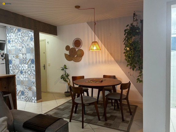 Apartamento com 2 Quartos à Venda, 117 m² em Carianos - Florianópolis