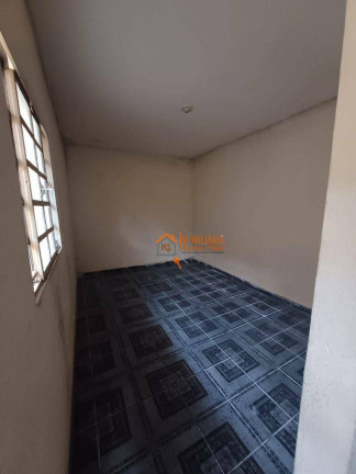 Imagem Casa com 6 Quartos à Venda, 150 m² em Cidade Soberana - Guarulhos Imagem Casa com 6 Quartos à Venda, 150 m² em Cidade Soberana - Guarulhos